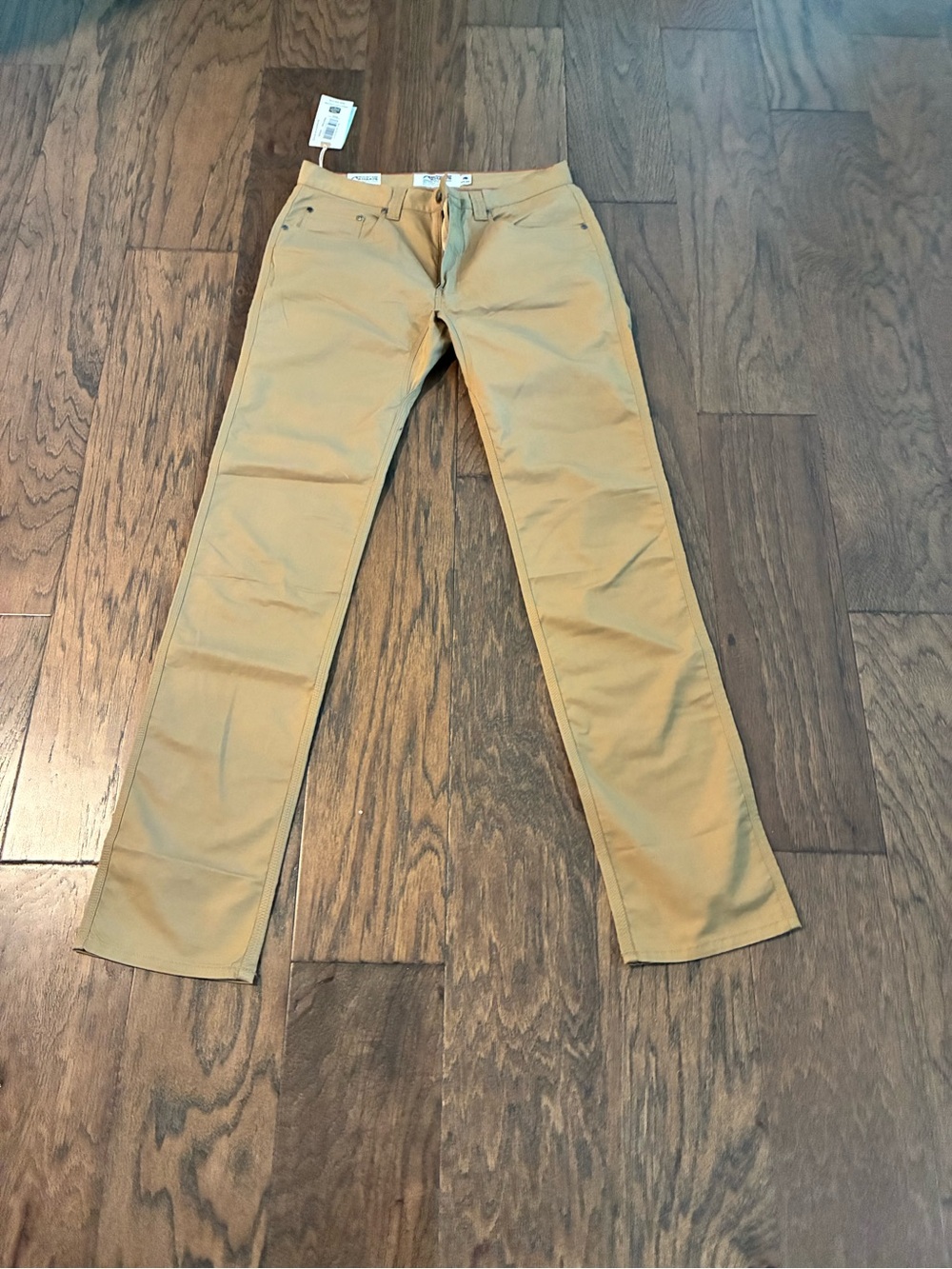 Mountain Khakis Lodo Pant
NWT